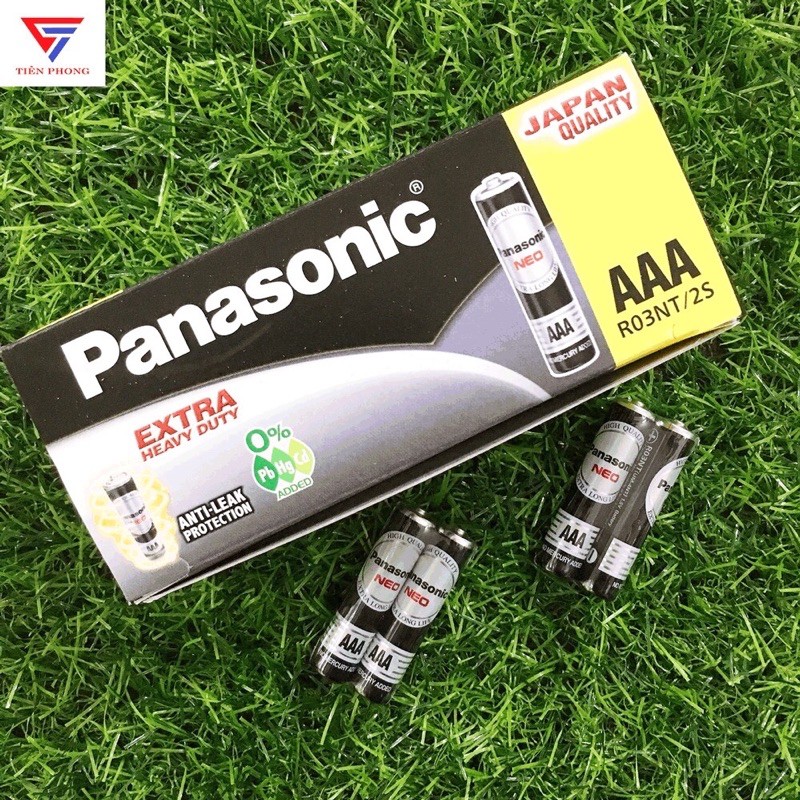 Một đôi pin đũa aaa