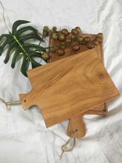Kệ gỗ để vật dụng nhà bếp