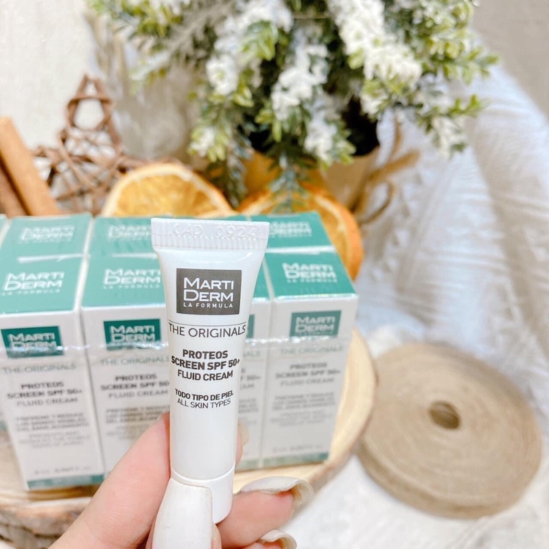 Kem chống nắng Marti Derm Mini - Hàng Chính Hãng