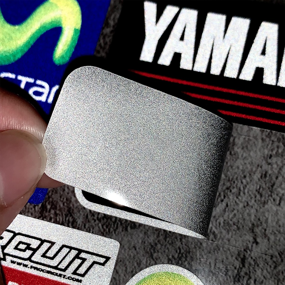 Miếng Dán Logo Phản Quang Trang Trí Kính Chắn Gió Trước Xe Mô Tô Yamaha