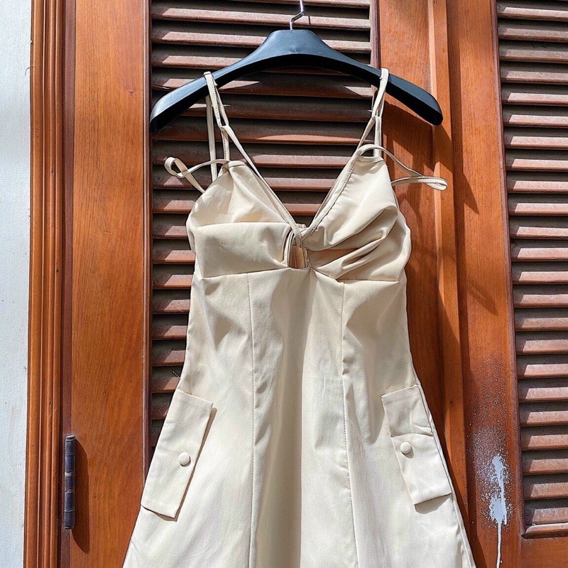 Đầm Xinh ONEONE DRESS thiể kế cut out phần ngực bo chun co giãn có tăng đơ điều chỉnh váy chất liệu vải kaki chéo | BigBuy360 - bigbuy360.vn