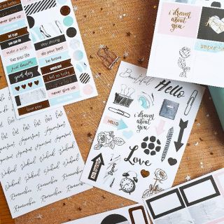 Set sticker “Nằm mơ thấy cuộc đời”