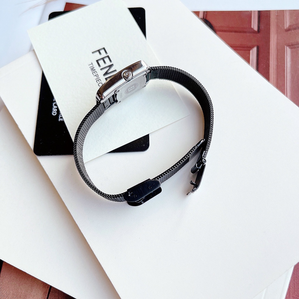 Đồng hồ nữ Fendi Chameleon, đính diamond, dây mesh kim loại lưới màu đen