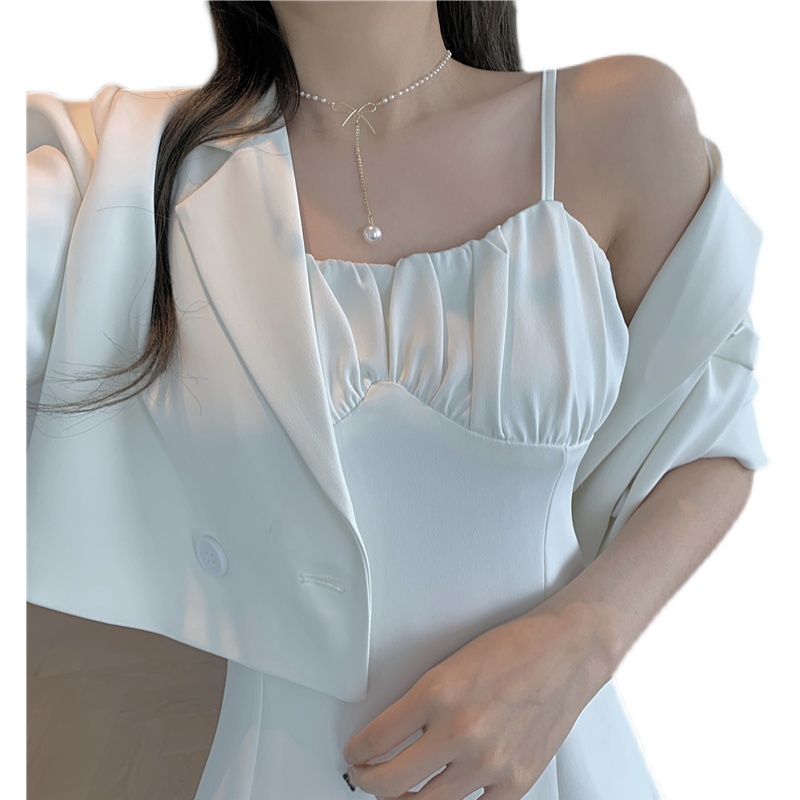 Bộ đồ 2 món gồm đầm hai dây ôm dáng + áo khoác vest thời trang Hàn Quốc ngọt ngào cho nữ (có bán lẻ)