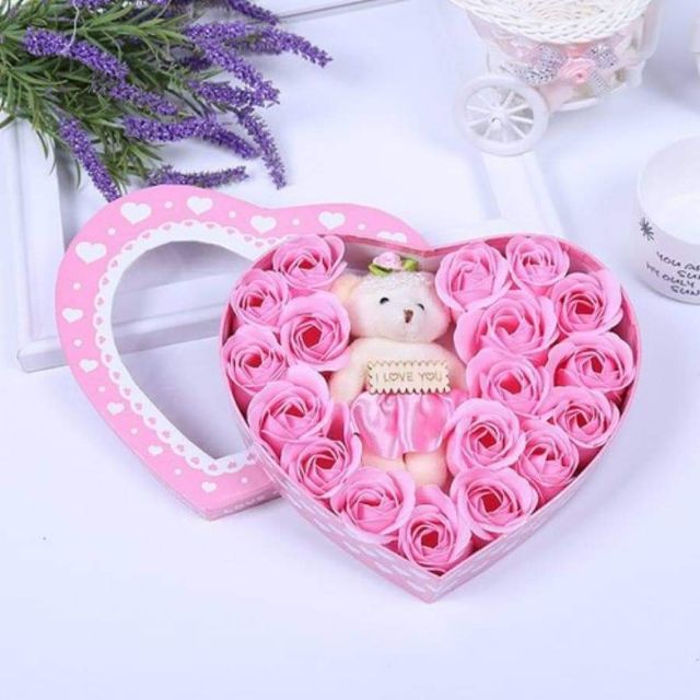Hộp hoa hồng sáp kèm gấu | BigBuy360 - bigbuy360.vn