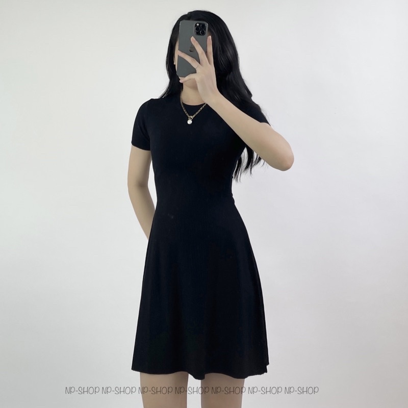 Đầm thun gân nữ cổ tròn tay ngắn dáng xoè NPDAM009