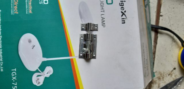 Chốt cửa inox