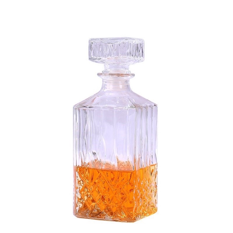 Chai lọ bình thuỷ tinh hoa văn trong suốt đựng rượu phong cách Bắc Âu sang trọng