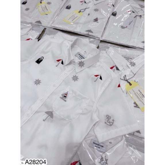 Áo Sơ Mi Cộc Tay Thom Thêu Stickers Siêu Đẹp Cho Nam - Áo Sơ Mi Cộc Siêu Hot Hit