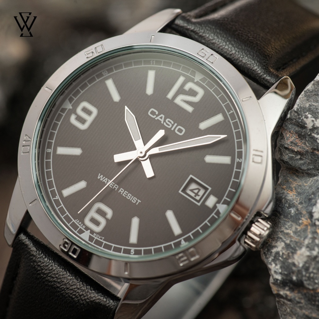 Đồng Hồ Quartz Nam Casio WATCHSTORE MTP-V004L-1BUDF Thiết Kế Kính Khoáng 41.5mm, Dây Đeo Da Và Vỏ Thép Không Gỉ