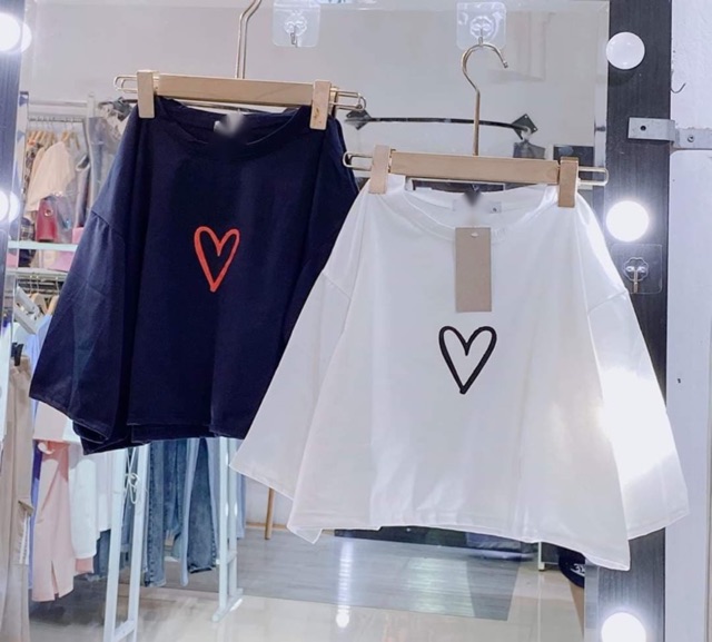 Áo croptop tim vẽ TT12