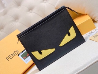 Clutch Fendi