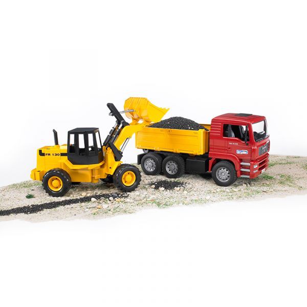 Đồ chơi dạng mô hình theo tỷ lệ thu nhỏ 1:16 xe ben MAN TGA BRUDER BRU02752
