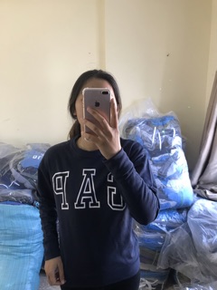 Áo sweater hãng GAP