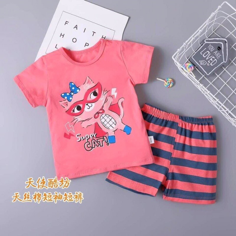 Bộ cotton xuất hàn cho bé gái size từ 8-36kg. Khách vui lòng ghi chú size giúp shop ạ.