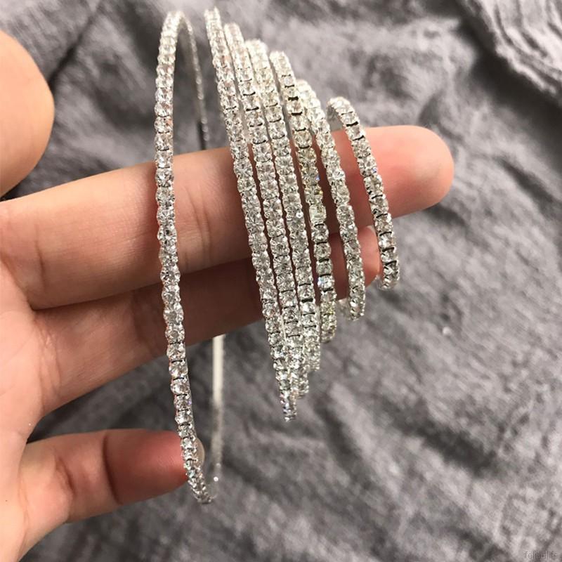 Bông tai tròn đính kim cương giả