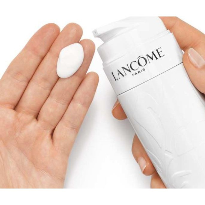 Tẩy trang dạng sữa Lancome Lait Galateis Douceur cho cả mặt và mắt 400ml