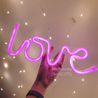 Đèn chữ LOVE màu hồng - Neon light