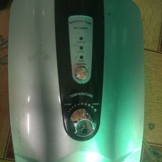 Máy nước nóng armor có bơm cũ