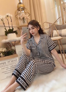 Bộ Lụa Dior Kẻ