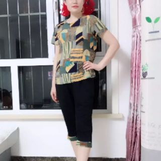 Bộ đồ mặc nhà trung tuổi