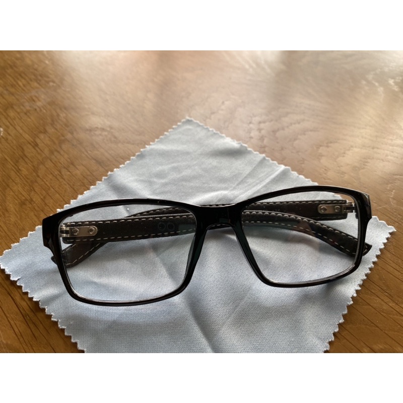 THANH LÝ - MẮT KÍNH THỜI TRANG - M/ T