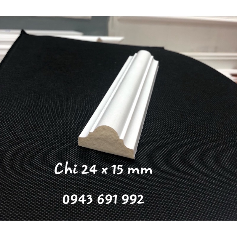 Căn hộ chung cư trang trí tường bằng Phào chỉ Nhựa PU sơn cùng màu tường