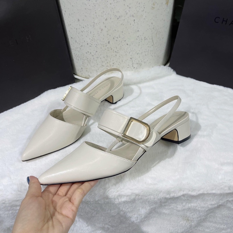 Giày cnk mũi nhọn