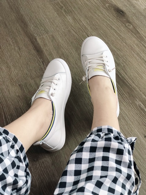Giày slip on xinh | BigBuy360 - bigbuy360.vn