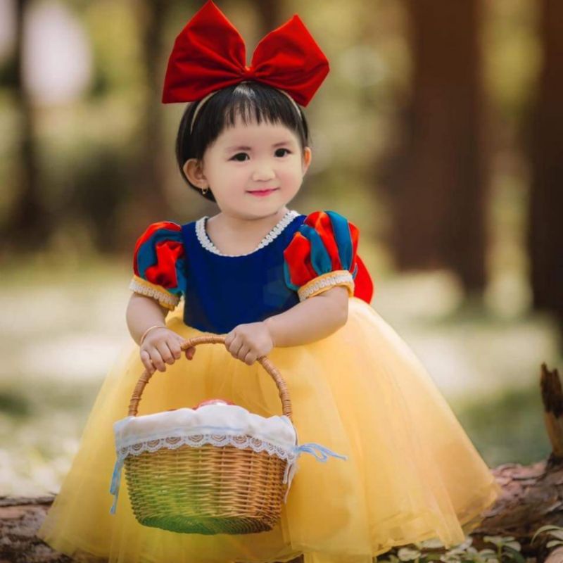 Đầm Công Chúa Bạch Tuyết Cho Bé Kèm Nơ Đỏ Siêu Xinh (🍓Tiệm Công Chúa Nhỏ🍓)