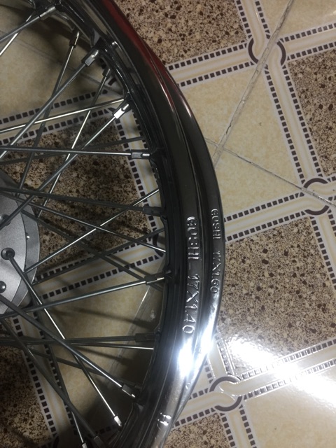 Cặp bánh căm zin honda