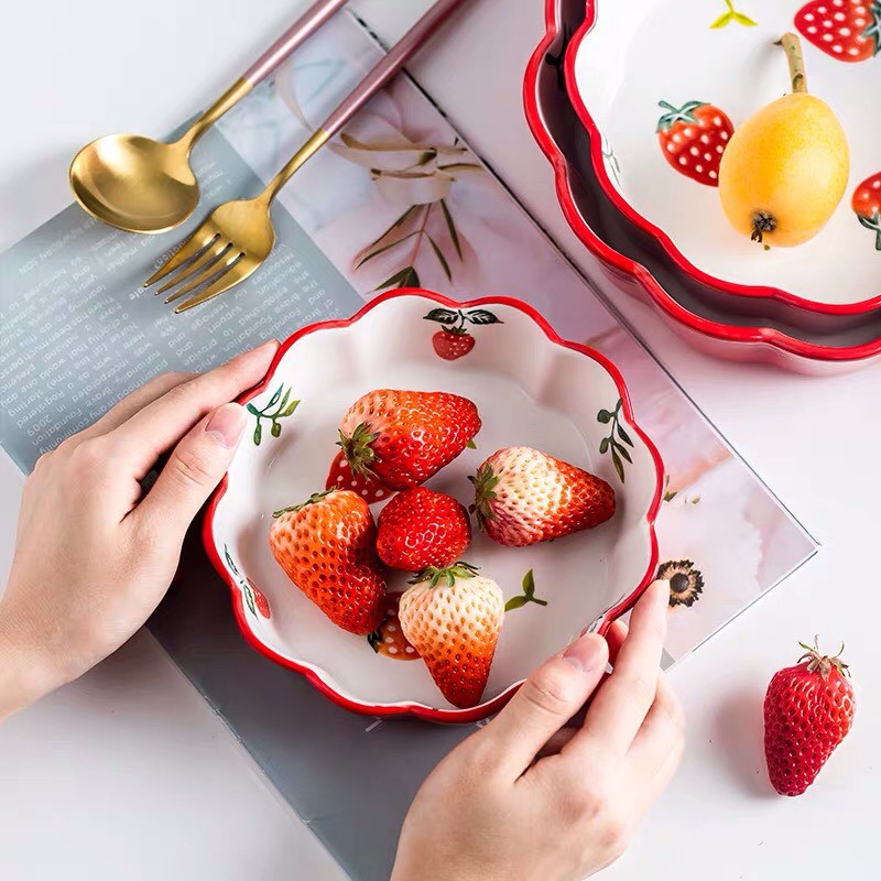 Bát đĩa gốm sứ hình Dâu tây
