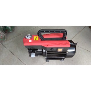 Máy rửa xe geox 1800w