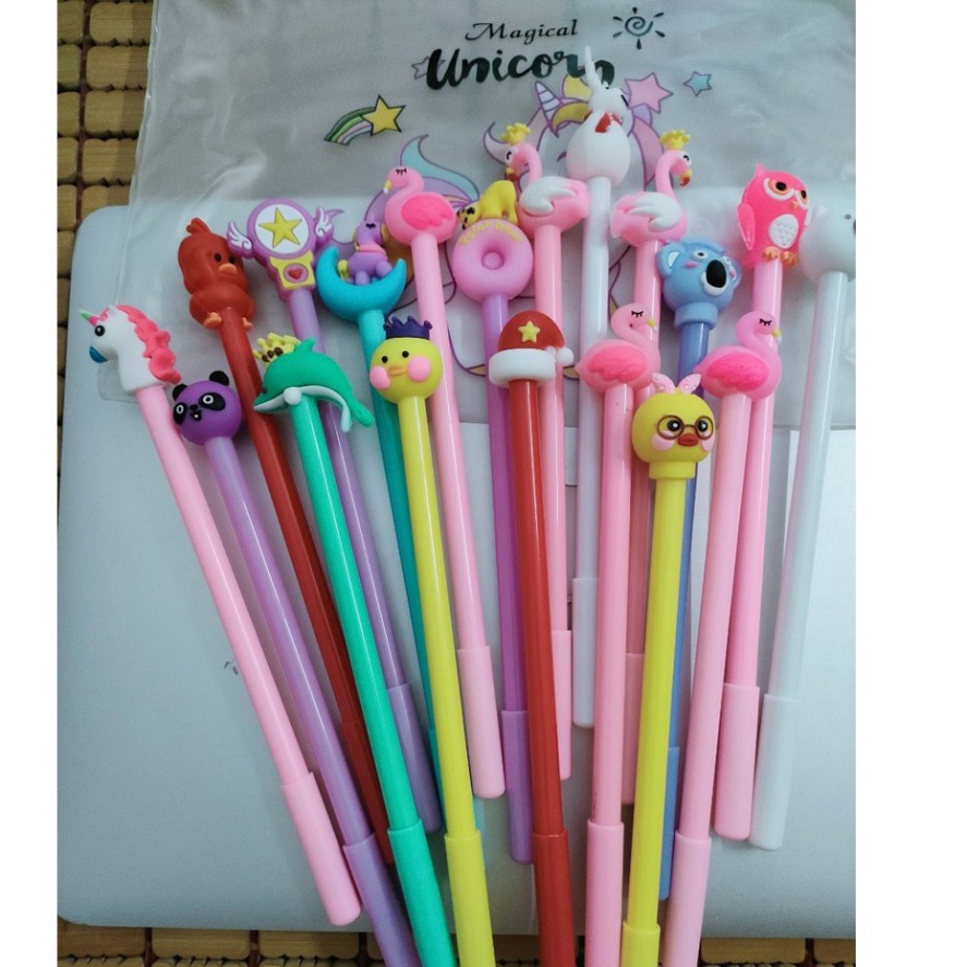 Bút nước mực xanh / đen cute hoạt hình dễ thương mẫu bút ngẫu nhiên