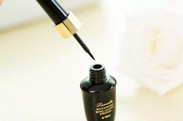 Bút kẻ mắt Lameila hàng nội địa Trung | BigBuy360 - bigbuy360.vn