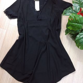 Vây nhún eo cổ V