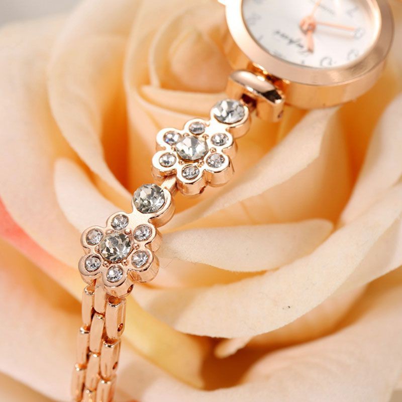 Đồng hồ mặt tròn đính hột xoàn thời trang nữ tính