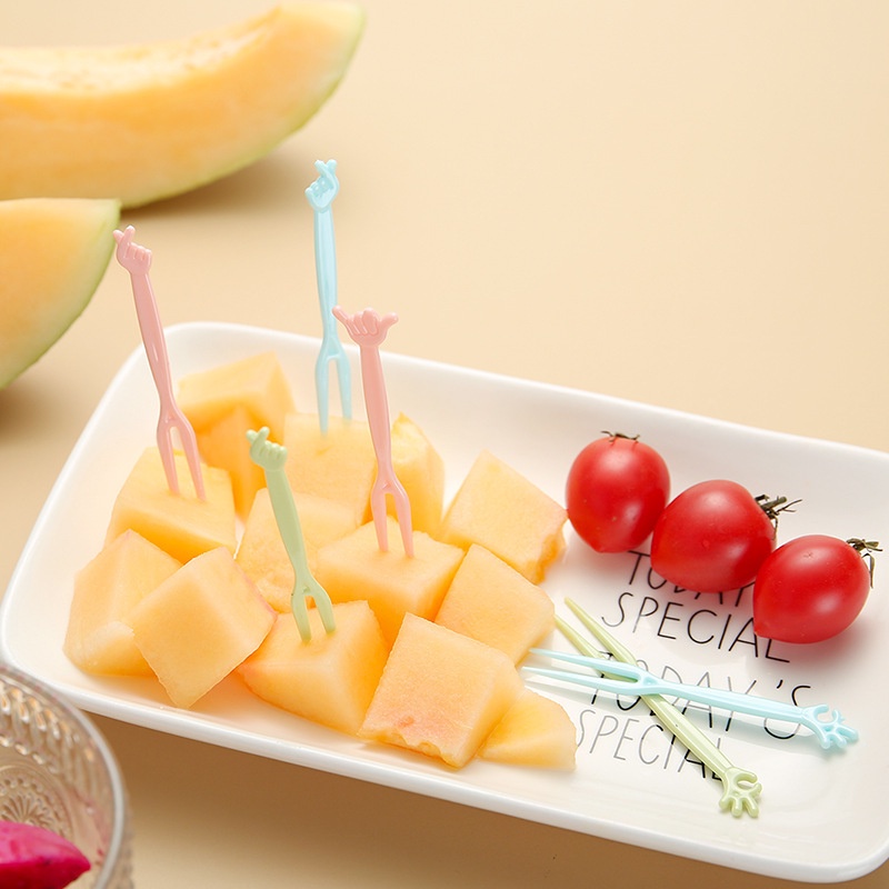 Hộp 50 nĩa ăn trái cây bằng nhựa- xiên trái cây