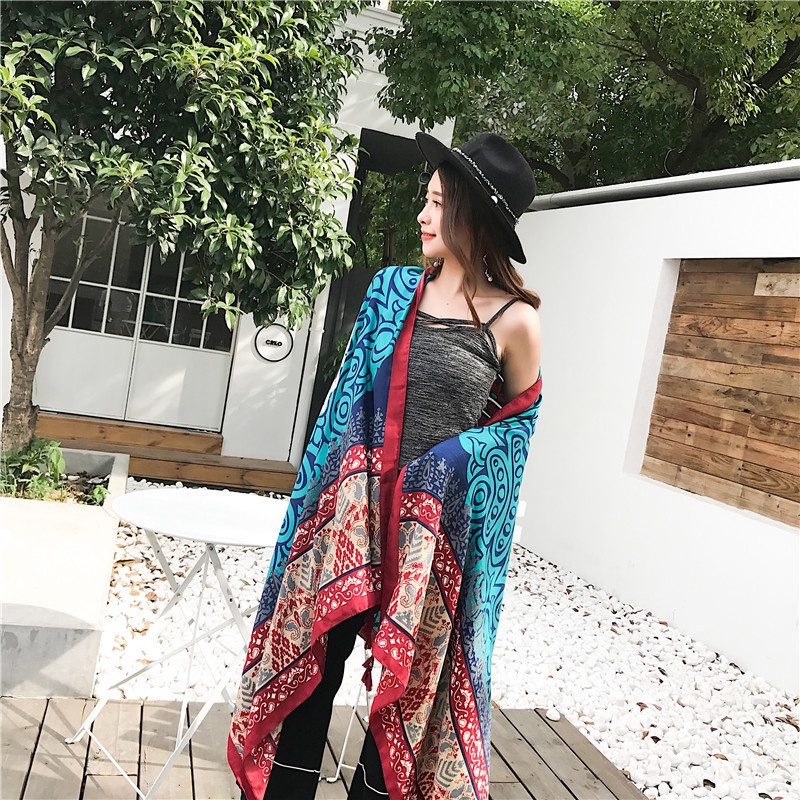 khăn choàng boho đi biển hoạ tiết thổ cẩm xanh đỏ, khăn chống nắng phong cách vintage