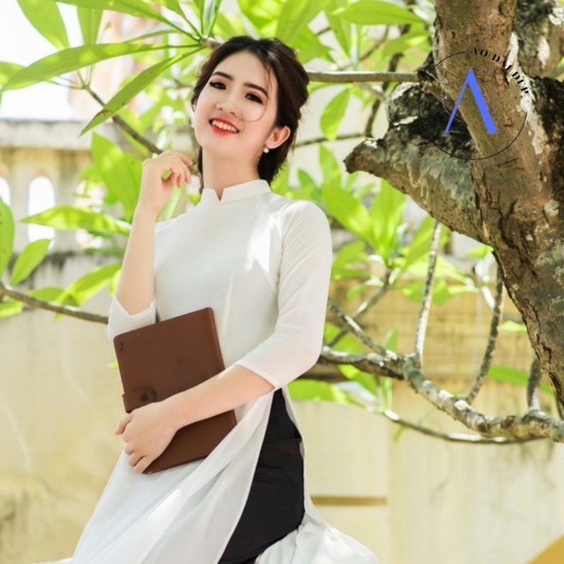 Áo Dài Trắng Học Sinh – Áo Dài Trơn Chất Liệu Chiffon ADV10