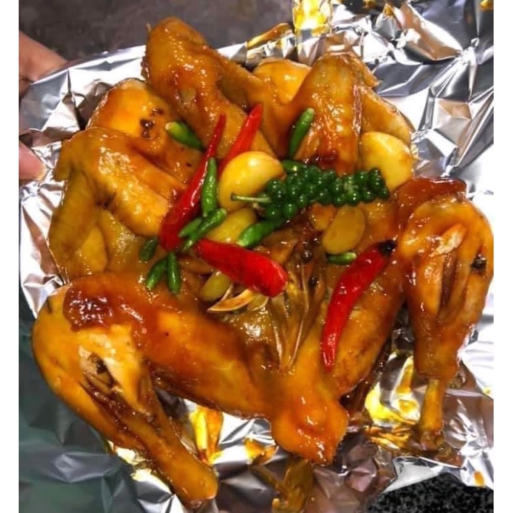 GÀ HẤP NƯỚC MẮM NHĨ - kèm xôi chiên-Còn tầm 1kg-1kg2 luôn topping