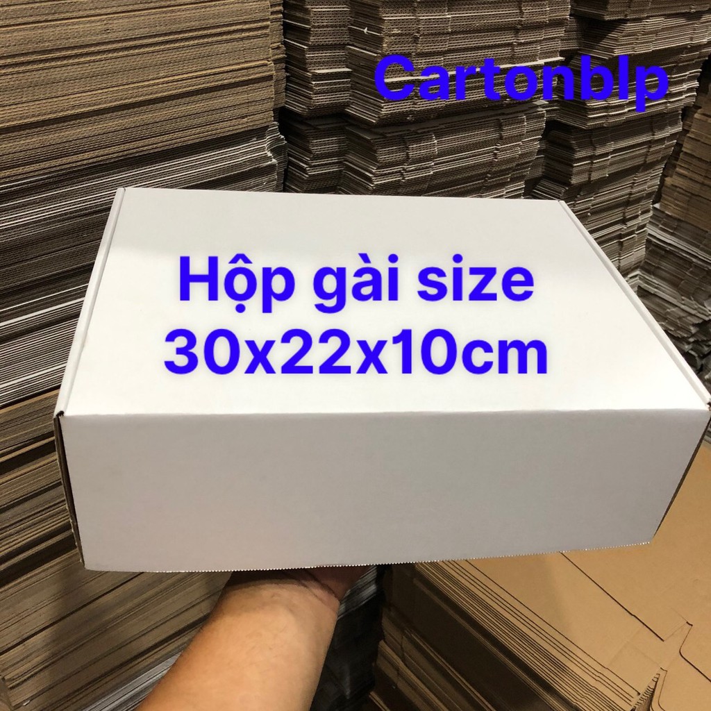 Hộp gài size 30x22x10cm màu trắng