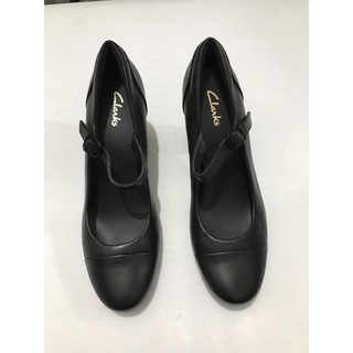 Giày cao gót Clarks