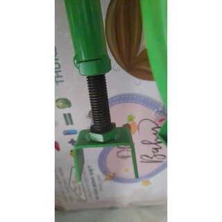 ốc vặn , móc  giá xe thay thế