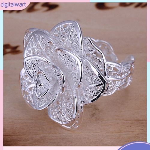 Nhẫn hở xi mạ bạc họa tiết hoa xinh xắn