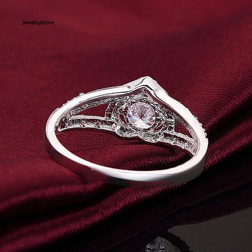 Nhẫn nữ mạ bạc 925 hình trái tim đính đá thời trang