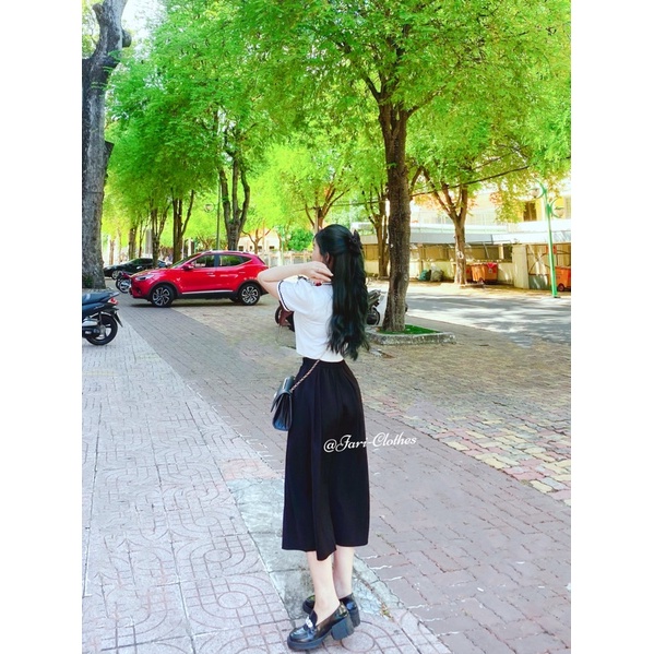 Sét áo croptop cổ nơ đen mix chân váy xòe đen dài Jari Clothes