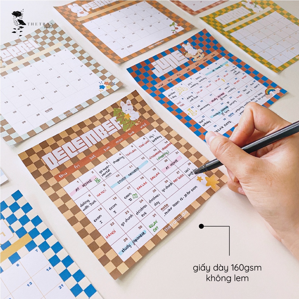 Bộ 12 tờ lịch kế hoạch hàng ngày 12 tháng dùng cho tất cả các năm vuông 145x145mm / single life calendar / thetranstudio