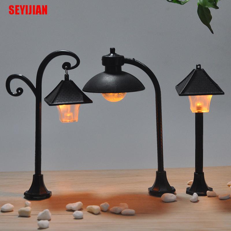 1 Đồ trang trí Đèn Đường Mini Trang Trí Sân Vườn