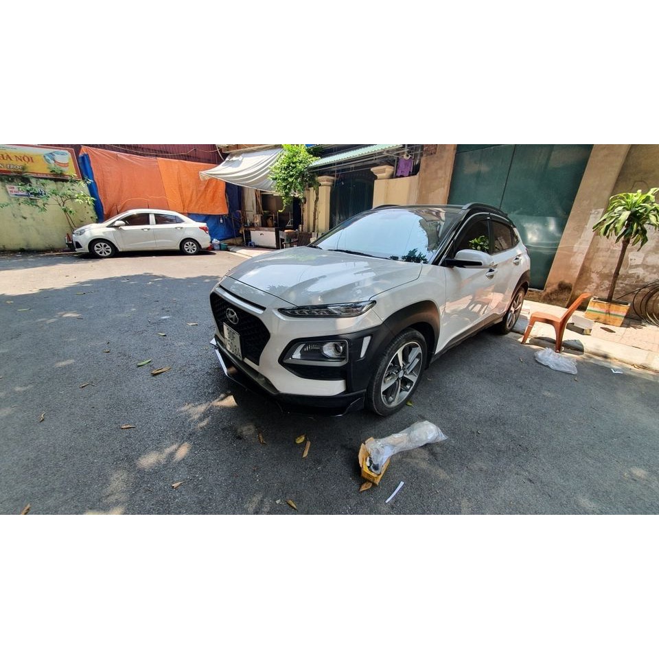 Lip trước/ lippo trước/ Cản trước lắp cho xe kona